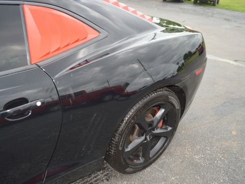 Used 2014 Chevrolet Camaro SS image 4