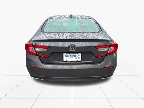 Used 2018 Honda Accord EX image 7