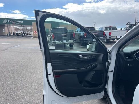 Used 2021 Ford Escape SEL w/ SEL Stealth AWD Package image 25