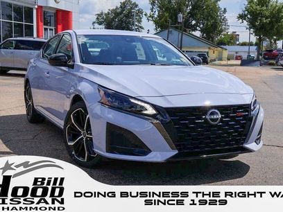 New 2025 Nissan Altima 2.5 SR