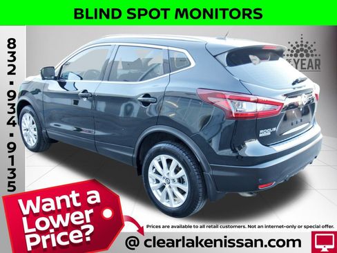 Used 2022 Nissan Rogue Sport SV w/ Technology Package image 5