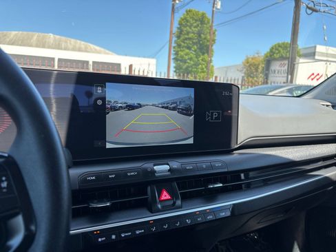 Used 2025 Kia K4 FWD image 24