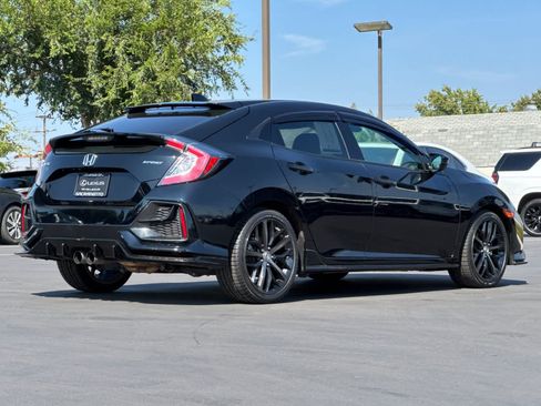 Used 2021 Honda Civic Sport image 2