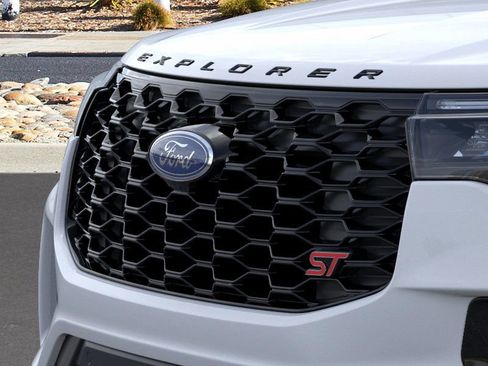 New 2026 Ford Explorer ST image 17