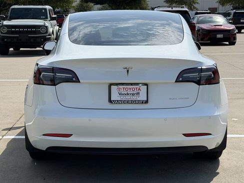 Used 2022 Tesla Model 3 Long Range AWD/4WD image 5