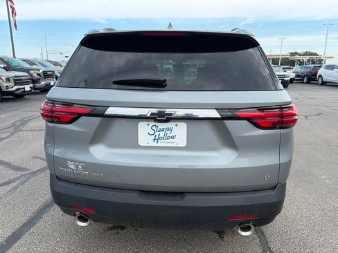 Used 2023 Chevrolet Traverse LT w/ LT Premium Package AWD/4WD image 6