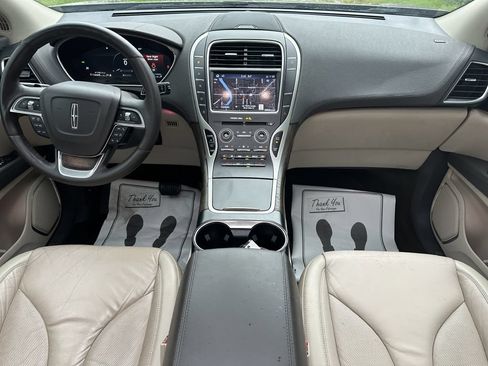 Used 2019 Lincoln Nautilus Select FWD image 10