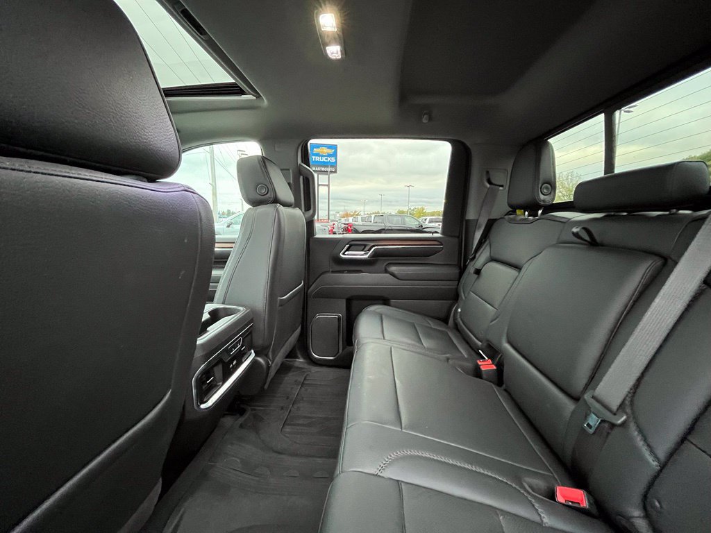 Used 2024 GMC Sierra 2500 Denali w/ Denali Reserve Package AWD/4WD image 36