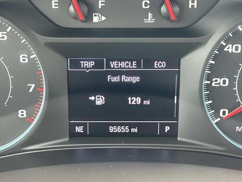 Used 2022 Chevrolet Malibu LS w/ Driver Confidence Package II FWD image 29