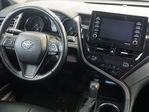 Used 2024 Toyota Camry SE FWD image 25
