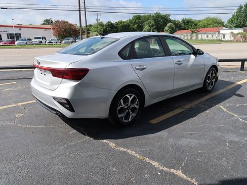 Used 2020 Kia Forte LXS image 3