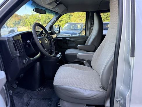 Used 2012 Chevrolet Express 2500 LS RWD image 18