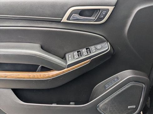 Used 2020 GMC Yukon XL Denali image 24