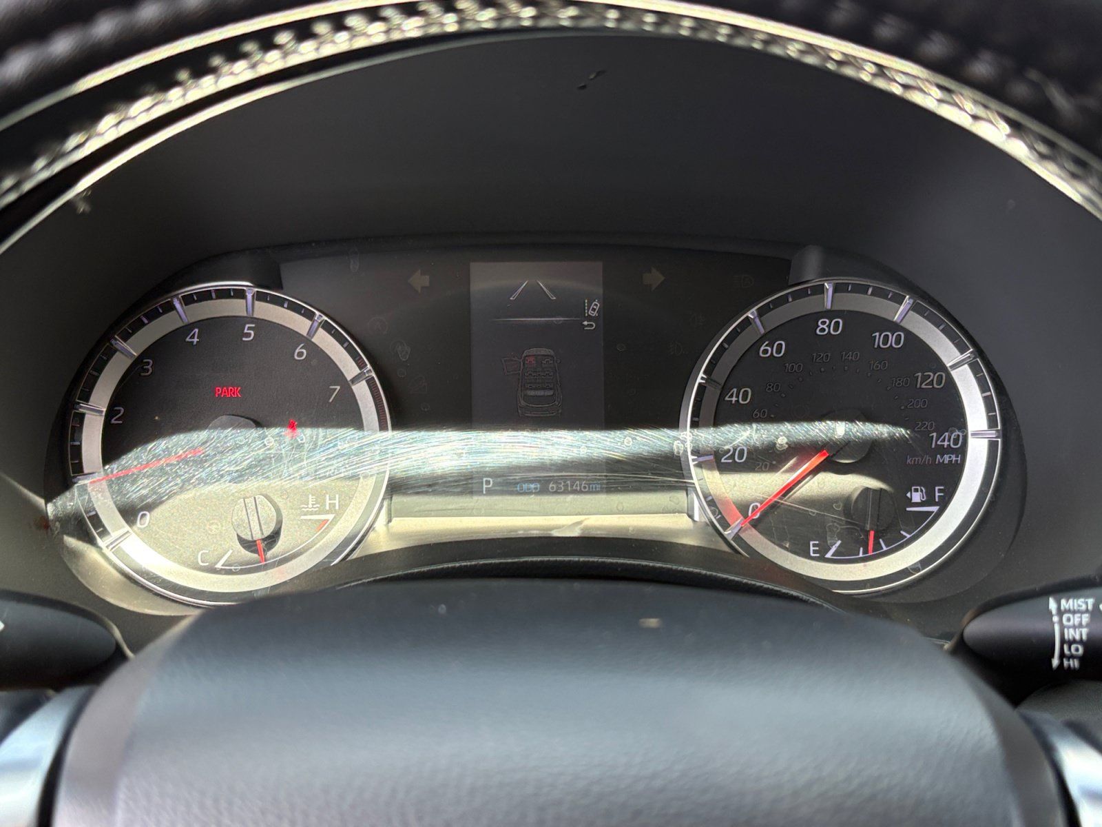 Used 2021 Toyota Highlander LE FWD image 10