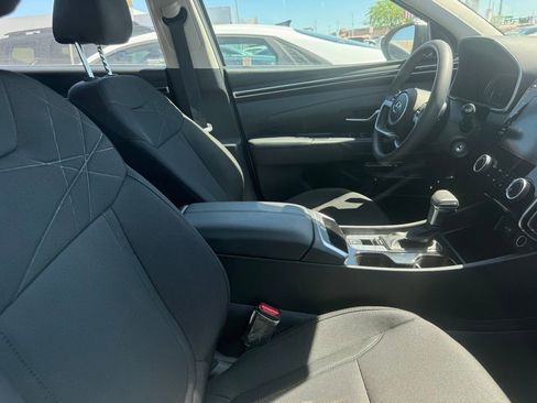 Used 2022 Hyundai Tucson SE w/ Cargo Package image 12