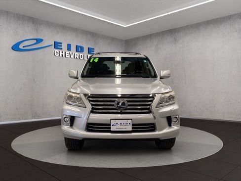 Used 2014 Lexus LX 570 4WD image 10