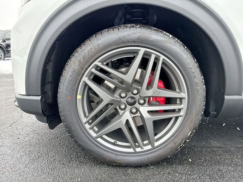 New 2026 Ford Explorer ST w/ Sun And Sound Package image 28