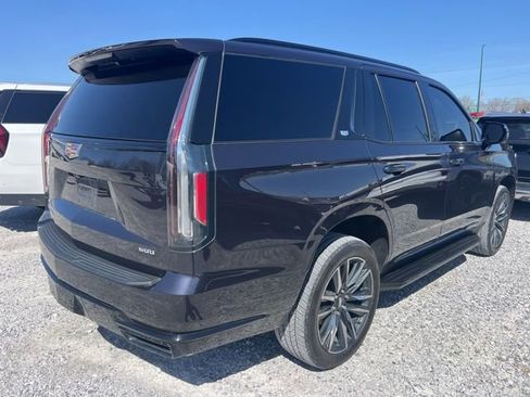 Used 2024 Cadillac Escalade Sport w/ Touring Package image 5