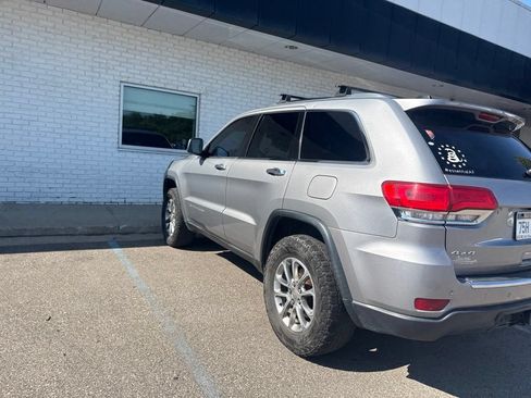 Used 2015 Jeep Grand Cherokee Limited w/ Luxury Group II AWD/4WD image 9