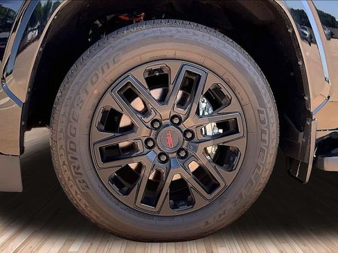 Used 2024 Toyota Sequoia SR5 w/ SR5 Premium Package AWD/4WD image 8