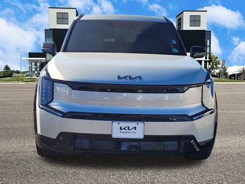 New 2026 Kia EV9 Land w/ Nightfall Edition Package image 3