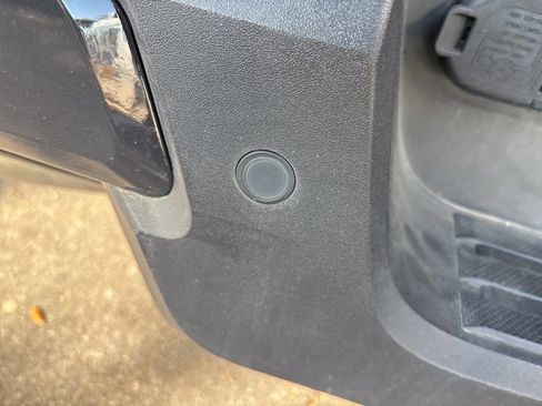 Used 2025 Toyota Tacoma SR5 image 24