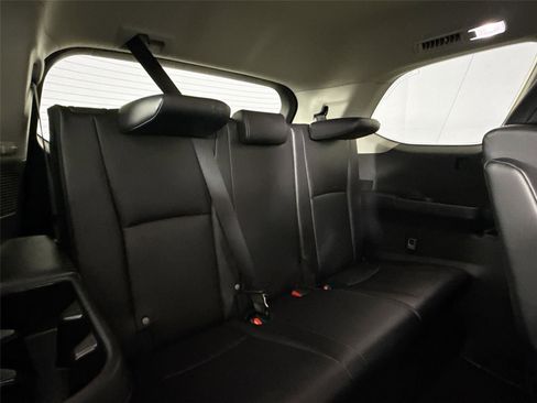 Certified 2025 Toyota Grand Highlander XLE image 39