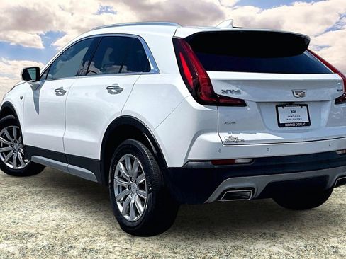 Used 2022 Cadillac XT4 Premium Luxury AWD/4WD image 4