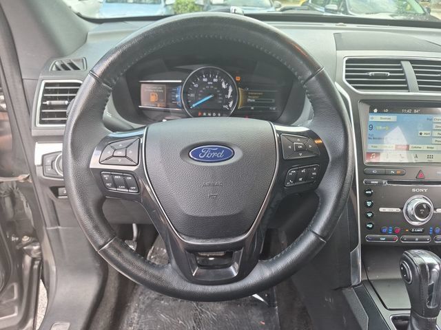 Used 2018 Ford Explorer Limited FWD image 12