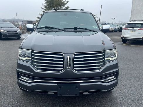 Used 2017 Lincoln Navigator Select image 34