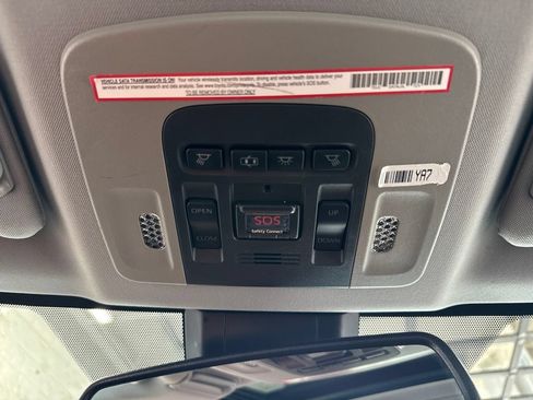 Certified 2019 Toyota Camry SE w/ Convenience Package FWD image 33