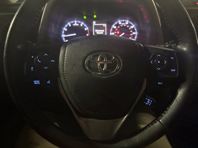 Used 2018 Toyota RAV4 Adventure FWD image 11