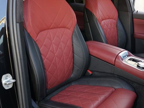 Used 2024 BMW X6 xDrive40i w/ Executive Package image 10