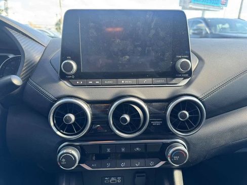 Used 2022 Nissan Sentra SV image 16