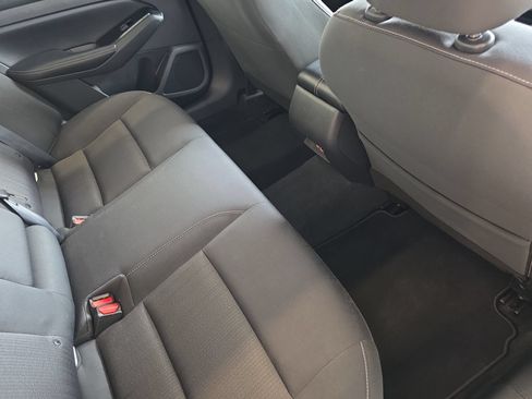Used 2023 Nissan Altima 2.5 SV FWD image 11