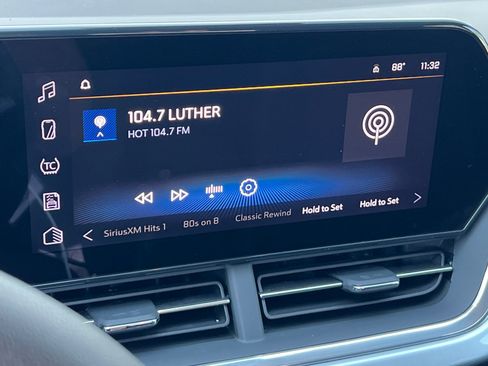 Certified 2024 Chevrolet Trax LT image 18