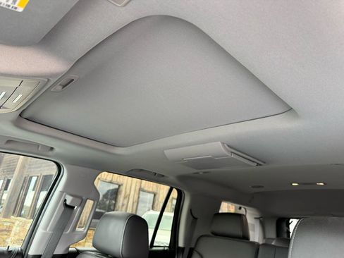 Used 2019 Chevrolet Tahoe LT image 13