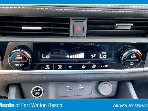 Used 2023 Nissan Rogue SV FWD image 25