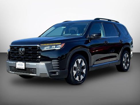 New 2026 Honda Pilot Touring image 3