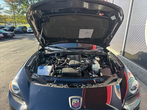 Used 2018 FIAT 124 Spider Abarth w/ Convenience Group image 49