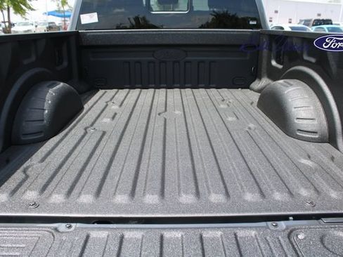 New 2026 Ford F250 Lariat w/ Black Appearance Package AWD/4WD image 6