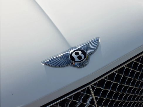 Certified 2021 Bentley Continental GT image 18