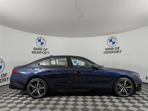 New 2026 BMW 530i xDrive w/ M Sport Package AWD/4WD image 5