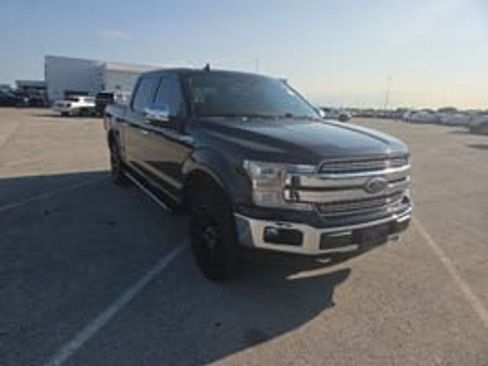 Used 2019 Ford F150 Lariat w/ Equipment Group 502A Luxury AWD/4WD image 5