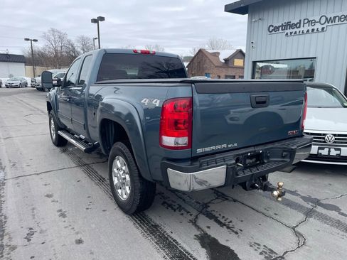 Used 2013 GMC Sierra 2500 SLE w/ SLE Preferred Package image 4