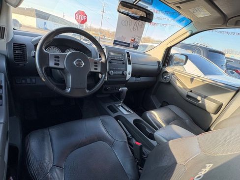 Used 2012 Nissan Xterra PRO-4X w/ Pro-4x Leather Pkg image 10