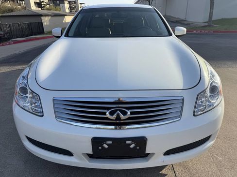 Used 2009 INFINITI G37 Journey w/ Premium Pkg image 2