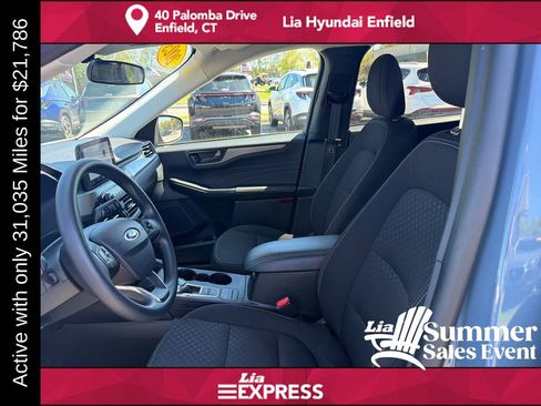 Used 2025 Ford Escape Active AWD/4WD image 13
