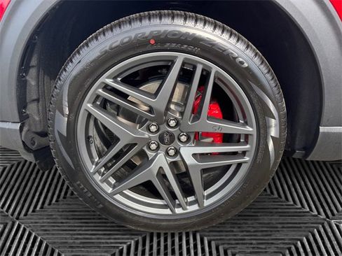 New 2025 Ford Explorer ST-Line w/ ST-Line Street Pack image 14