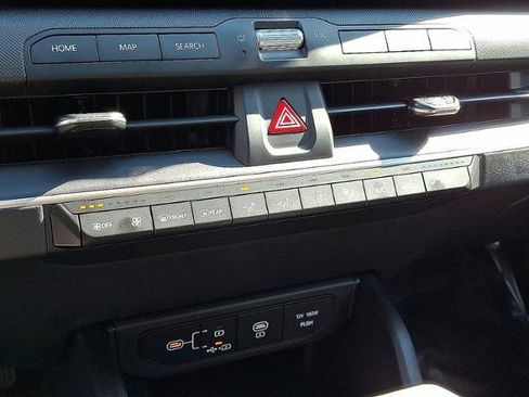 New 2025 Kia K4 LXS image 9